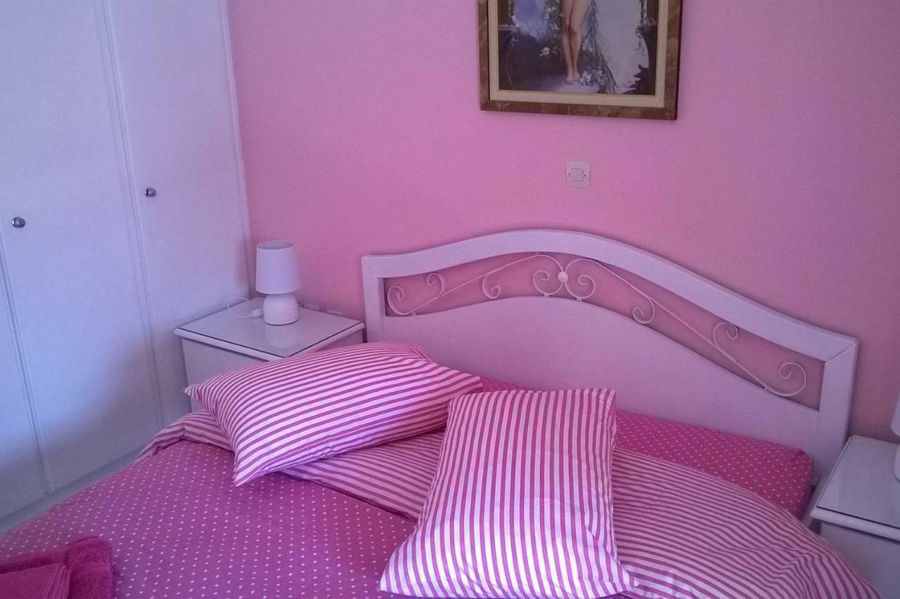 Elegant Athenian Apartment Atenas Exterior foto